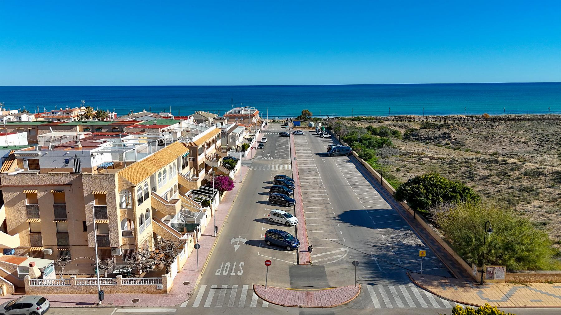 3-Bedroom Bungalow in Los Europeos, Torrevieja - Image 31