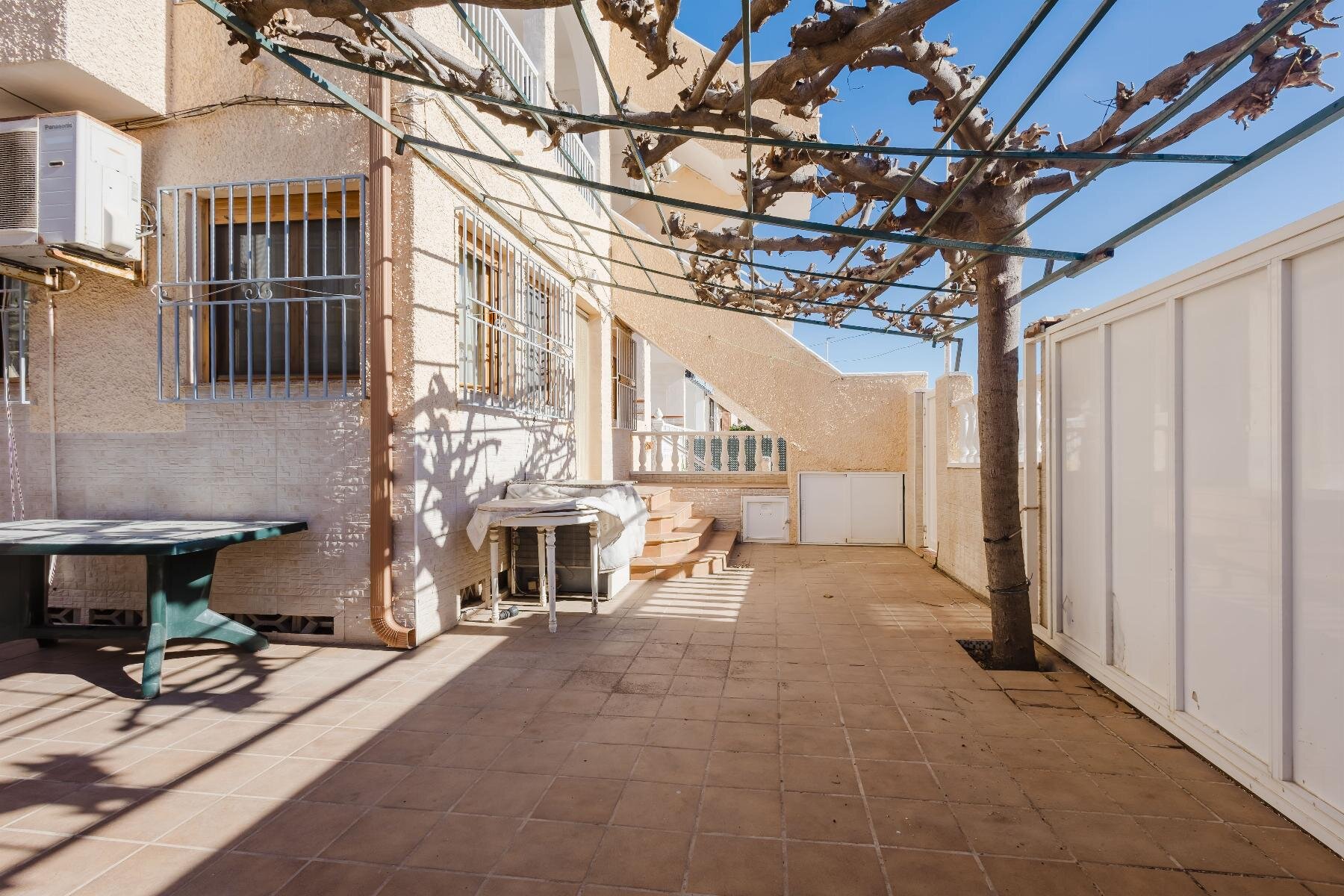 3-Bedroom Bungalow in Los Europeos, Torrevieja - Image 4