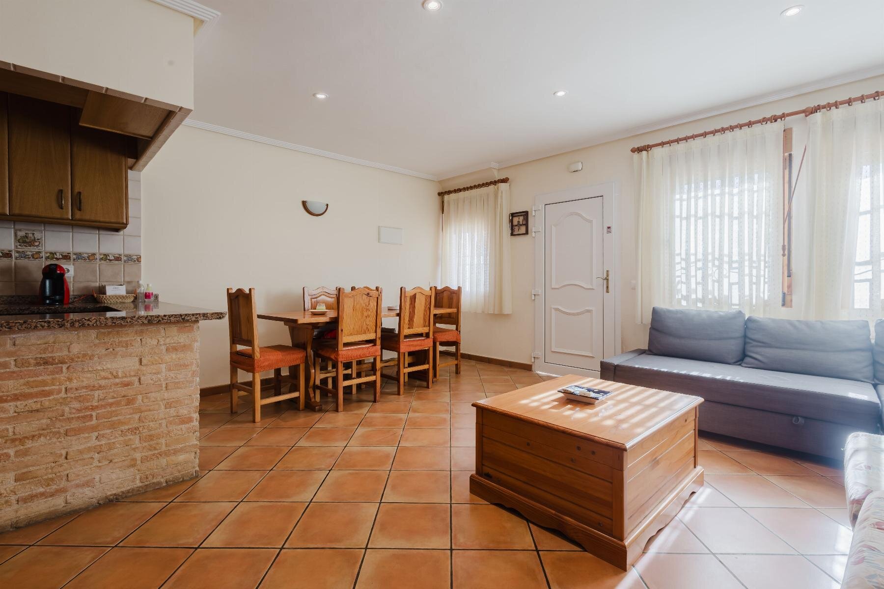 3-Bedroom Bungalow in Los Europeos, Torrevieja - Image 6
