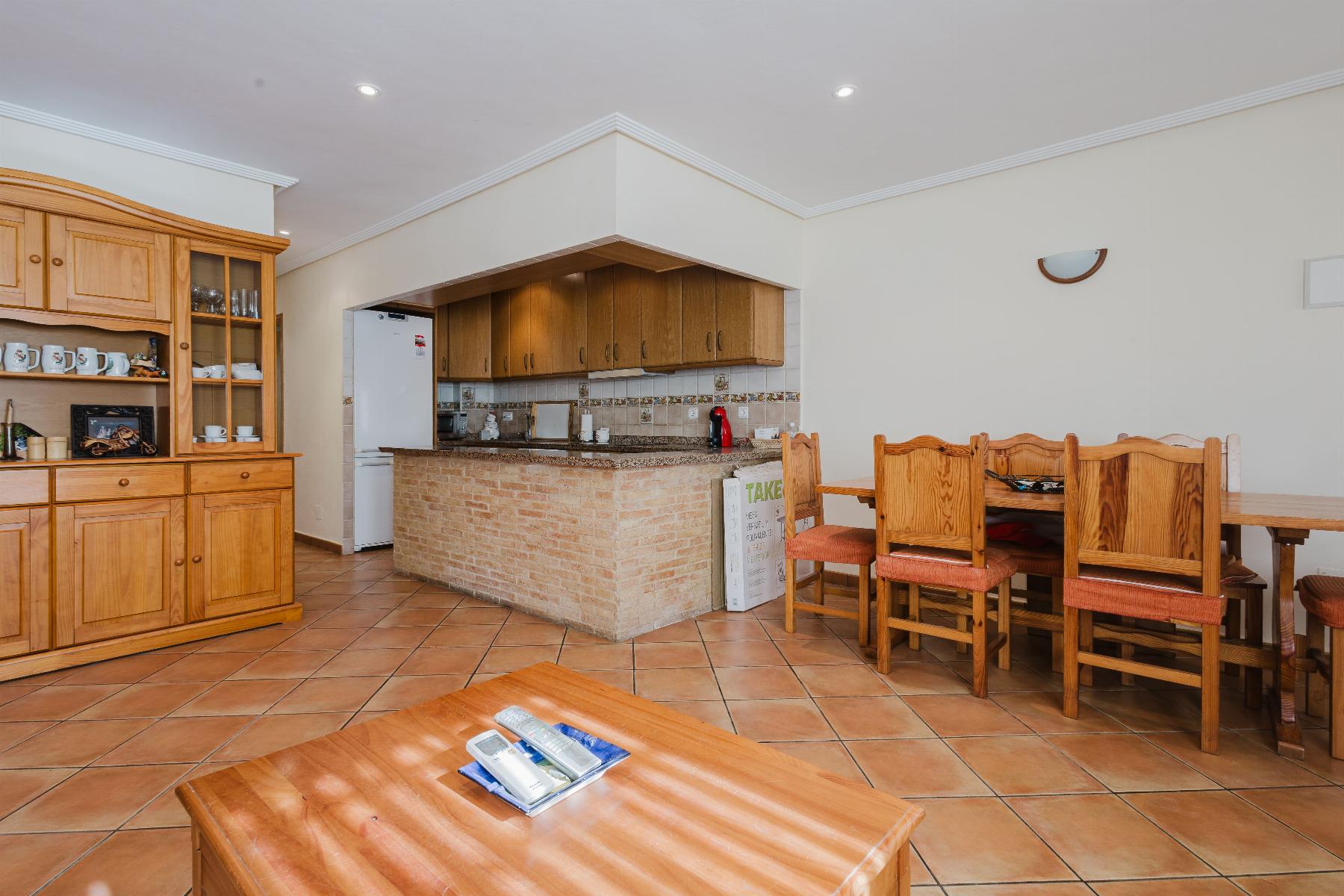 3-Bedroom Bungalow in Los Europeos, Torrevieja - Image 8