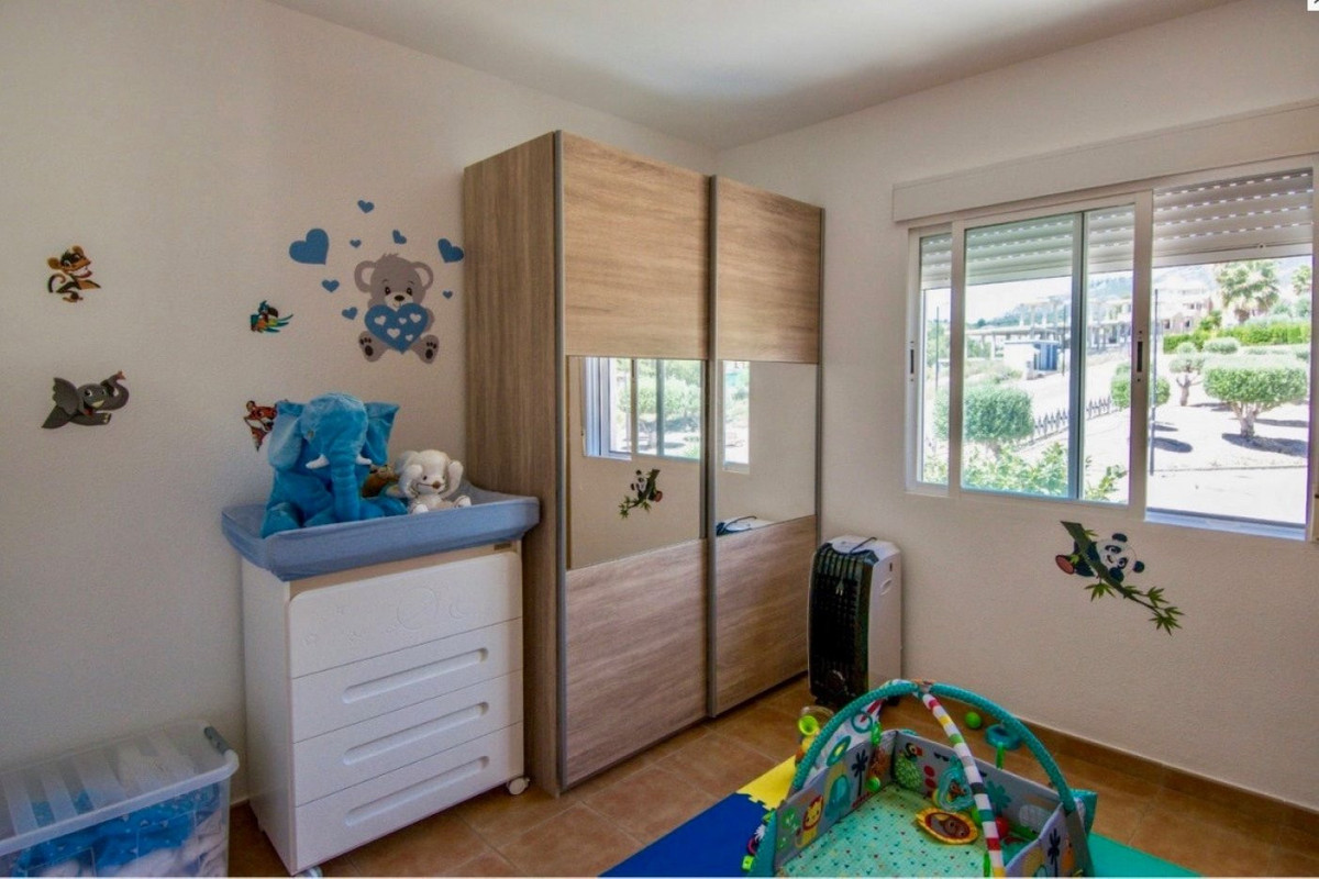 4-Bedroom Detached House in La Nucia | Sunny Casas - Cos... - Image 9