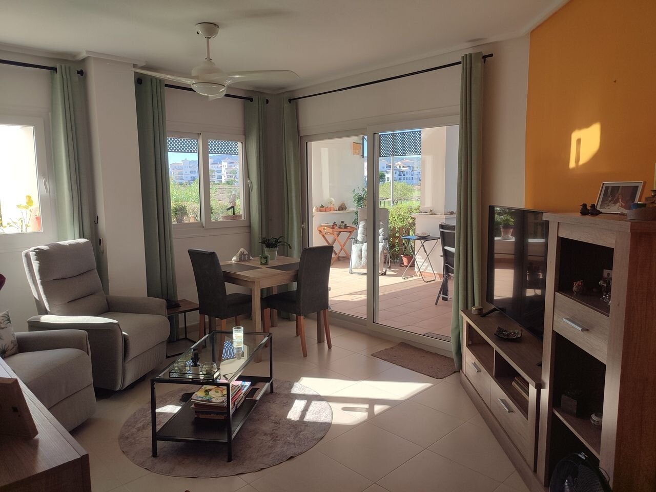 2-Bedroom Apartment in Sucina - Image 7