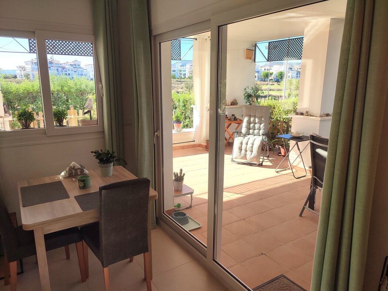 2-Bedroom Apartment in Sucina - Image 9