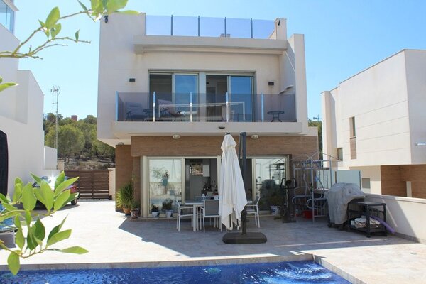 3-Bedroom Villa in Bellavista, San Miguel de Salinas