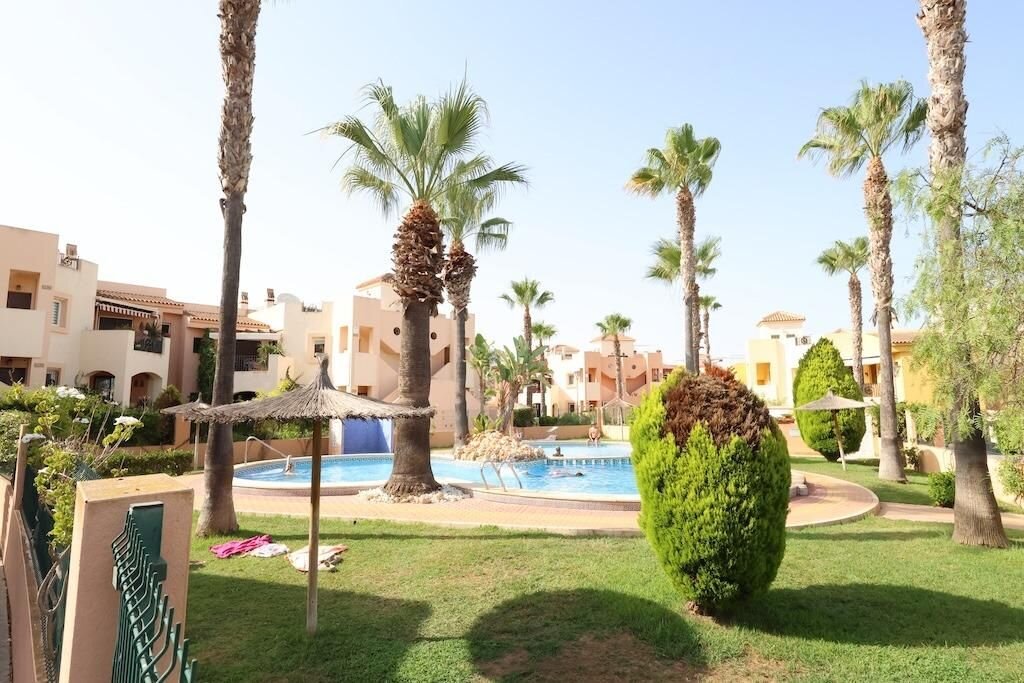 Bungalow met 2 Slaapkamers in Los Balcones - Los Altos del Edén, Torrevieja - Image 22
