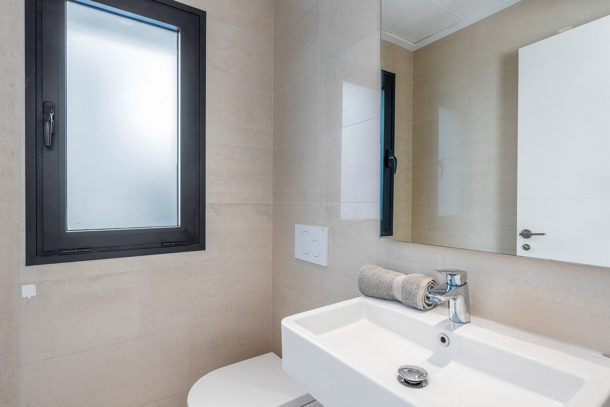 4-Bedroom Detached House in Ciudad Quesada, Rojales | Sun... - Image 10