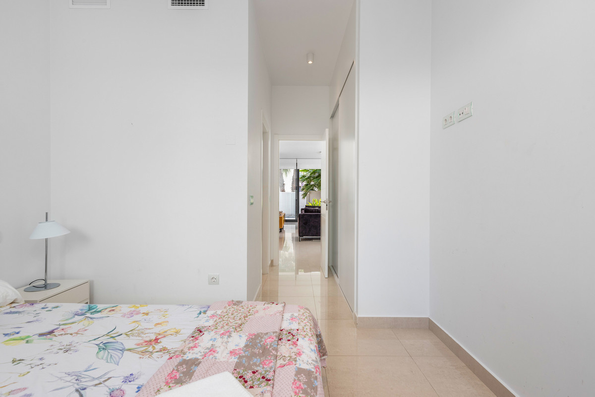 4-Bedroom Detached House in Ciudad Quesada, Rojales | Sun... - Image 13