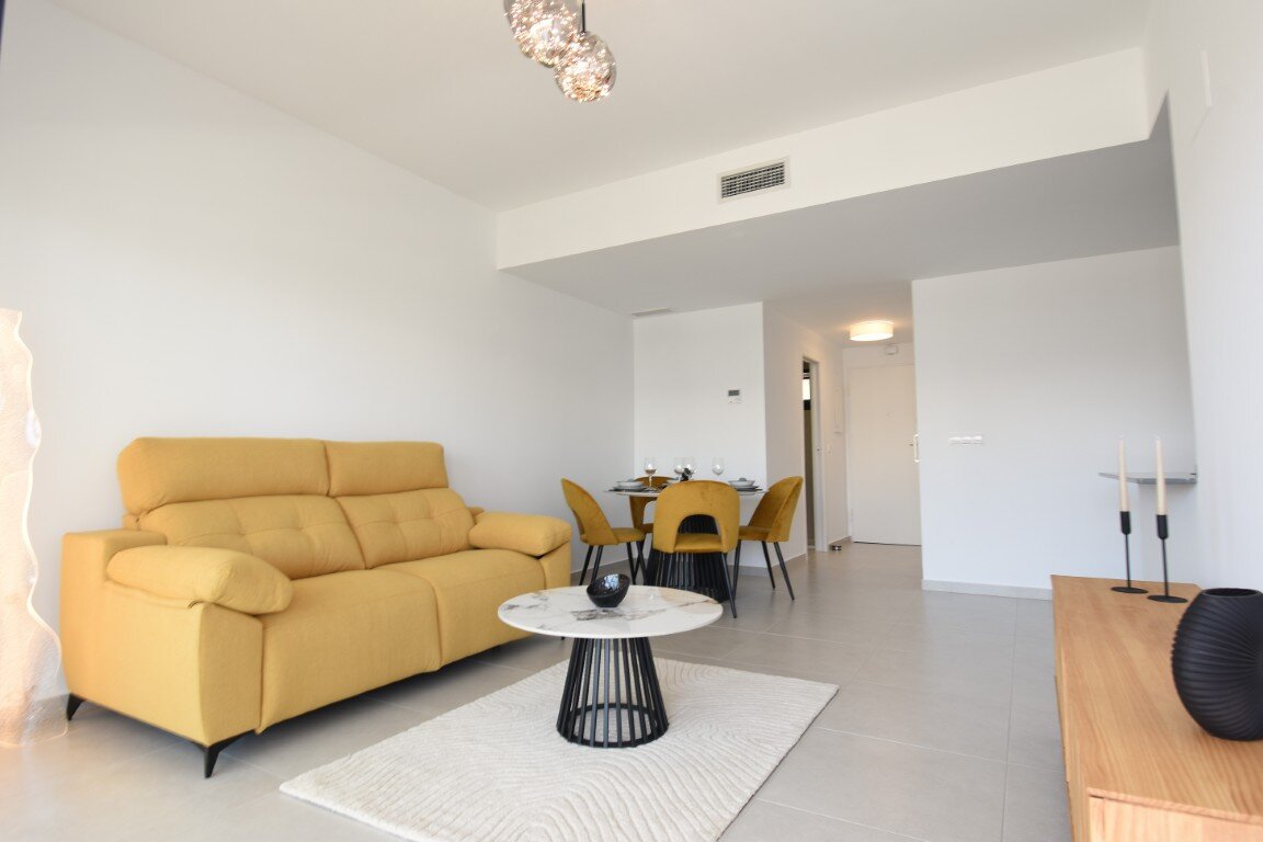 2-Bedroom Ground Floor Apartment in San Miguel de Salinas - Image 15