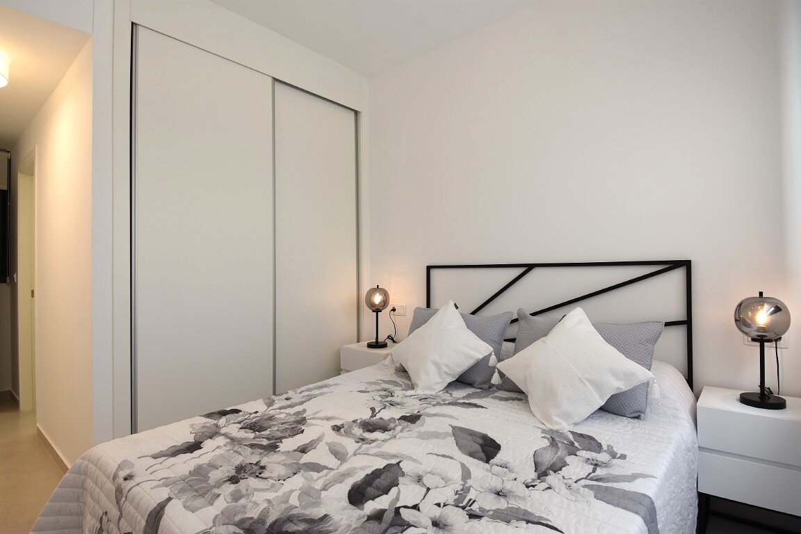 2-Bedroom Ground Floor Apartment in San Miguel de Salinas - Image 18