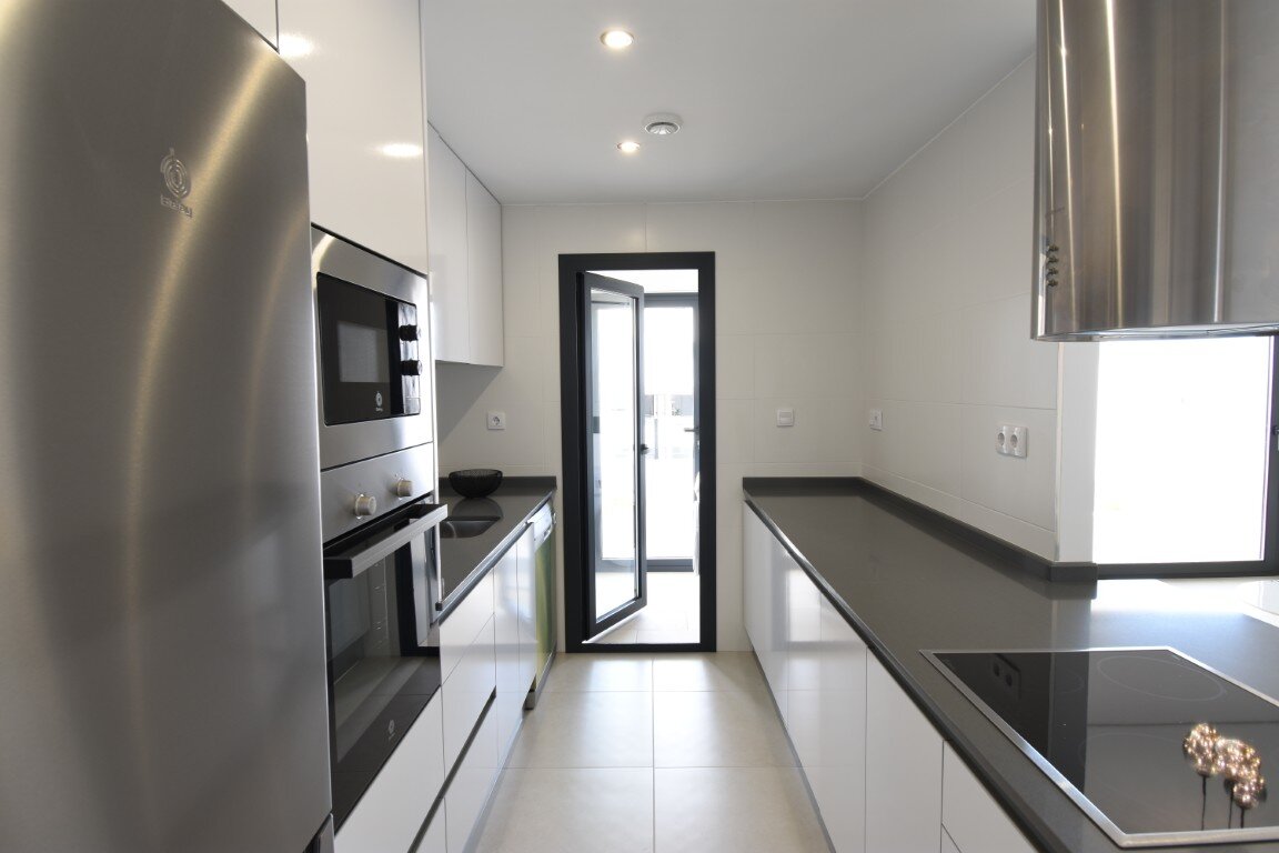 2-Bedroom Ground Floor Apartment in San Miguel de Salinas - Image 20