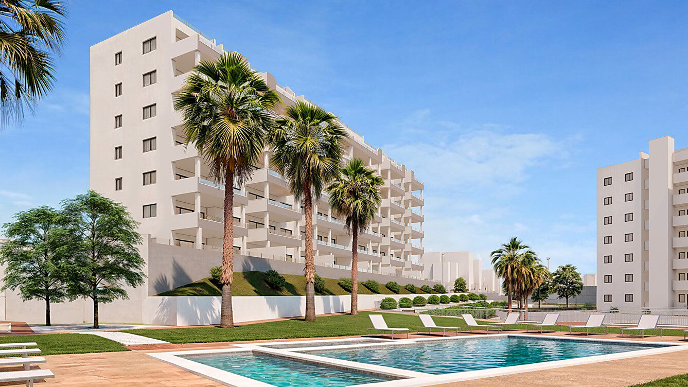 2-Bedroom Ground Floor Apartment in San Miguel de Salinas - Image 3