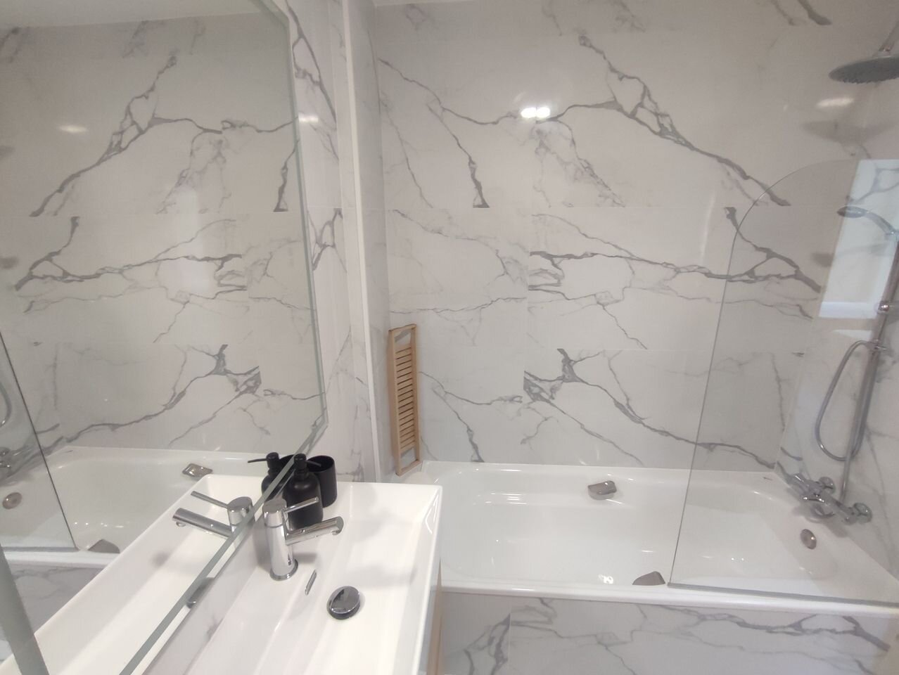 2-Bedroom Apartment in Sucina, Sucina - Image 16
