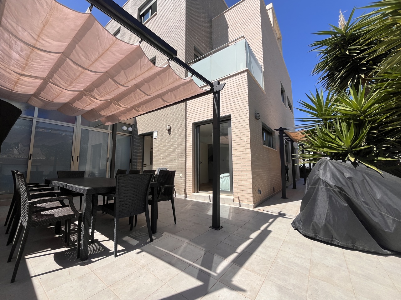 4-Bedroom Villa in Pilar de la Horadada - Image 26