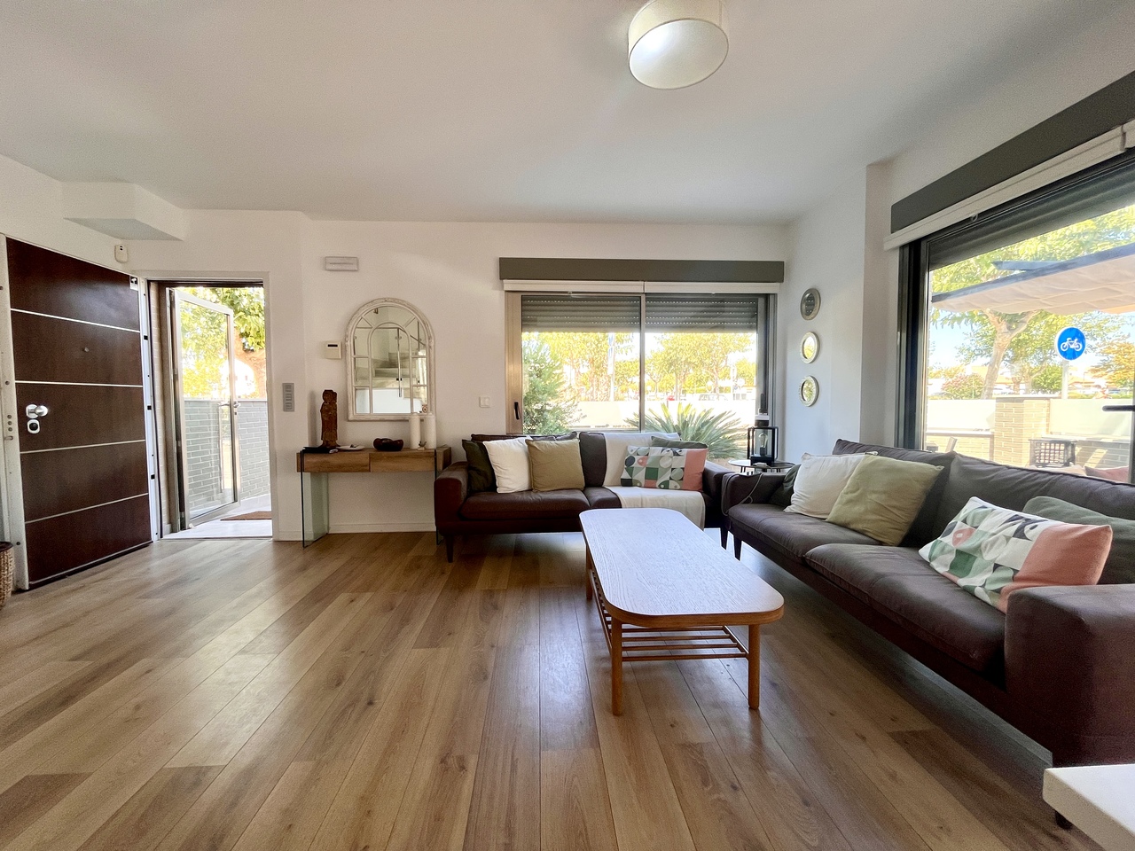 4-Bedroom Villa in Pilar de la Horadada - Image 5