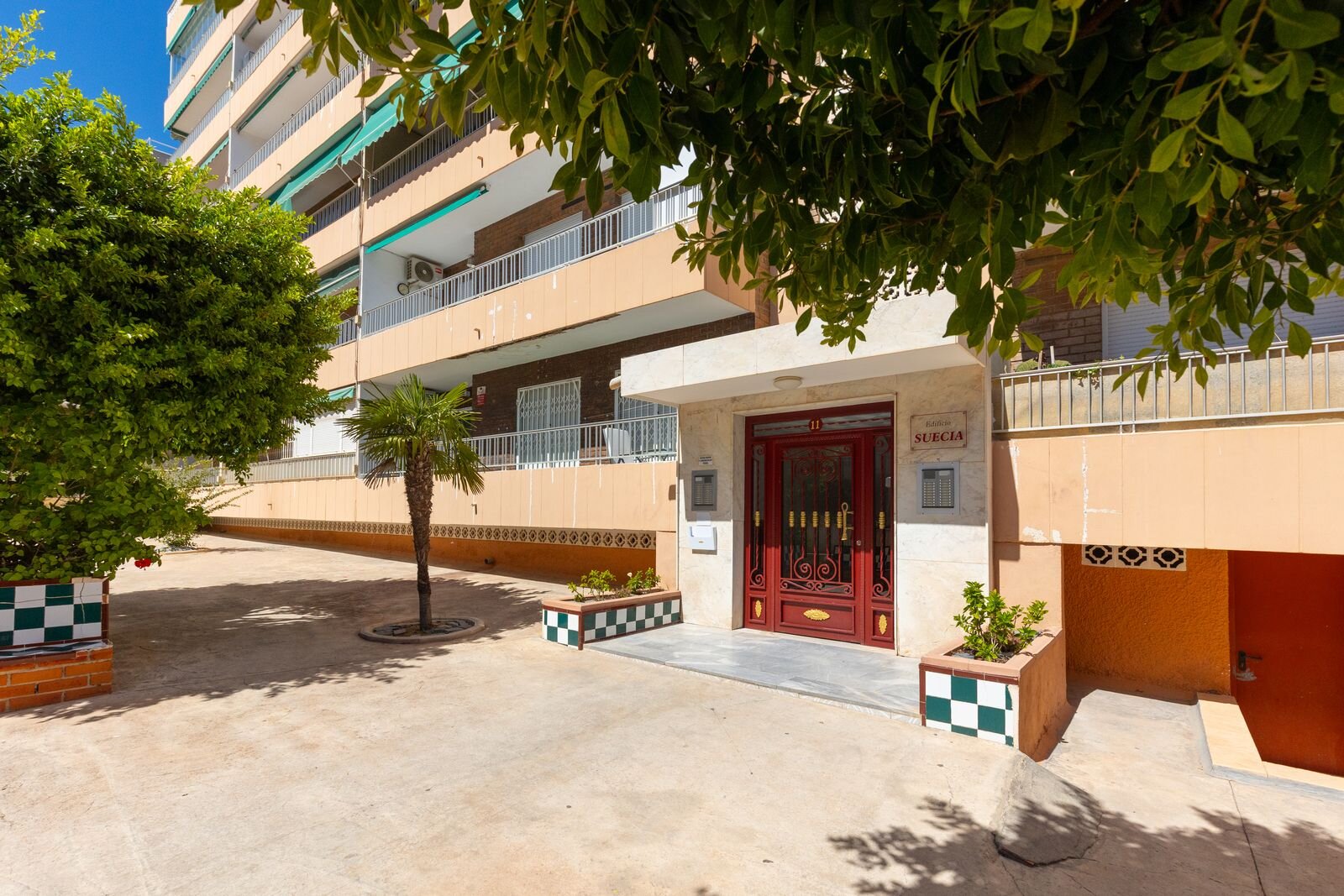 2-Bedroom Apartment in Punta Prima, Torrevieja - Image 21