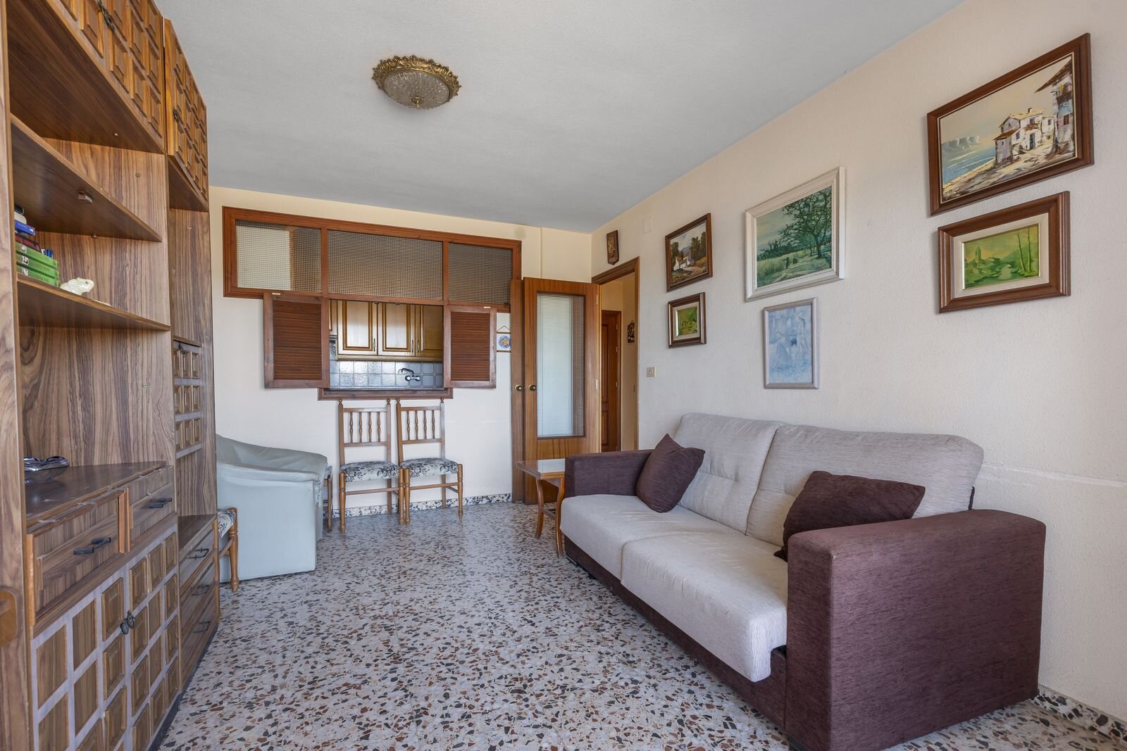 2-Bedroom Apartment in Punta Prima, Torrevieja - Image 6