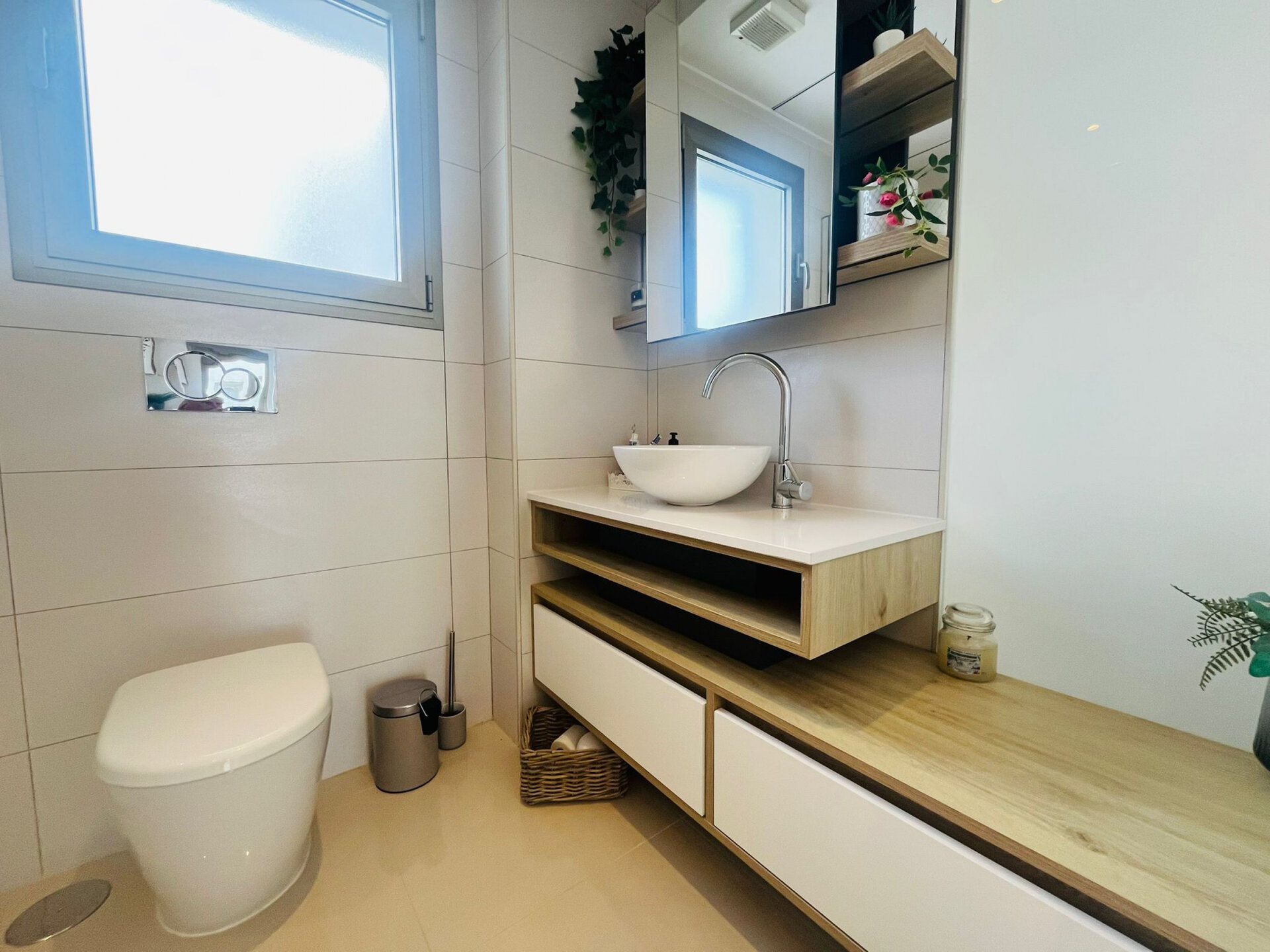 3-Bedroom Villa in Playa del Espejo, Los Alcázares - Image 9