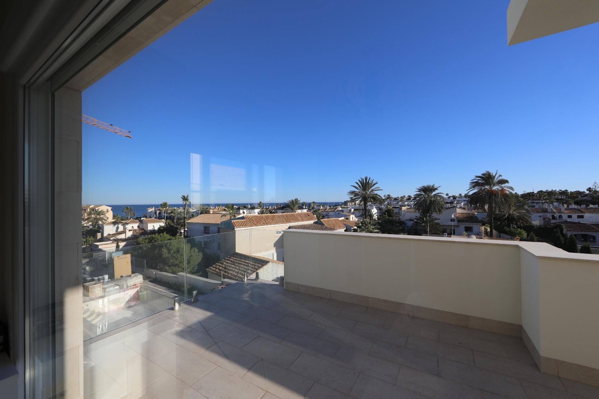 5-Bedroom Luxury Villa in Orihuela Costa - Image 21