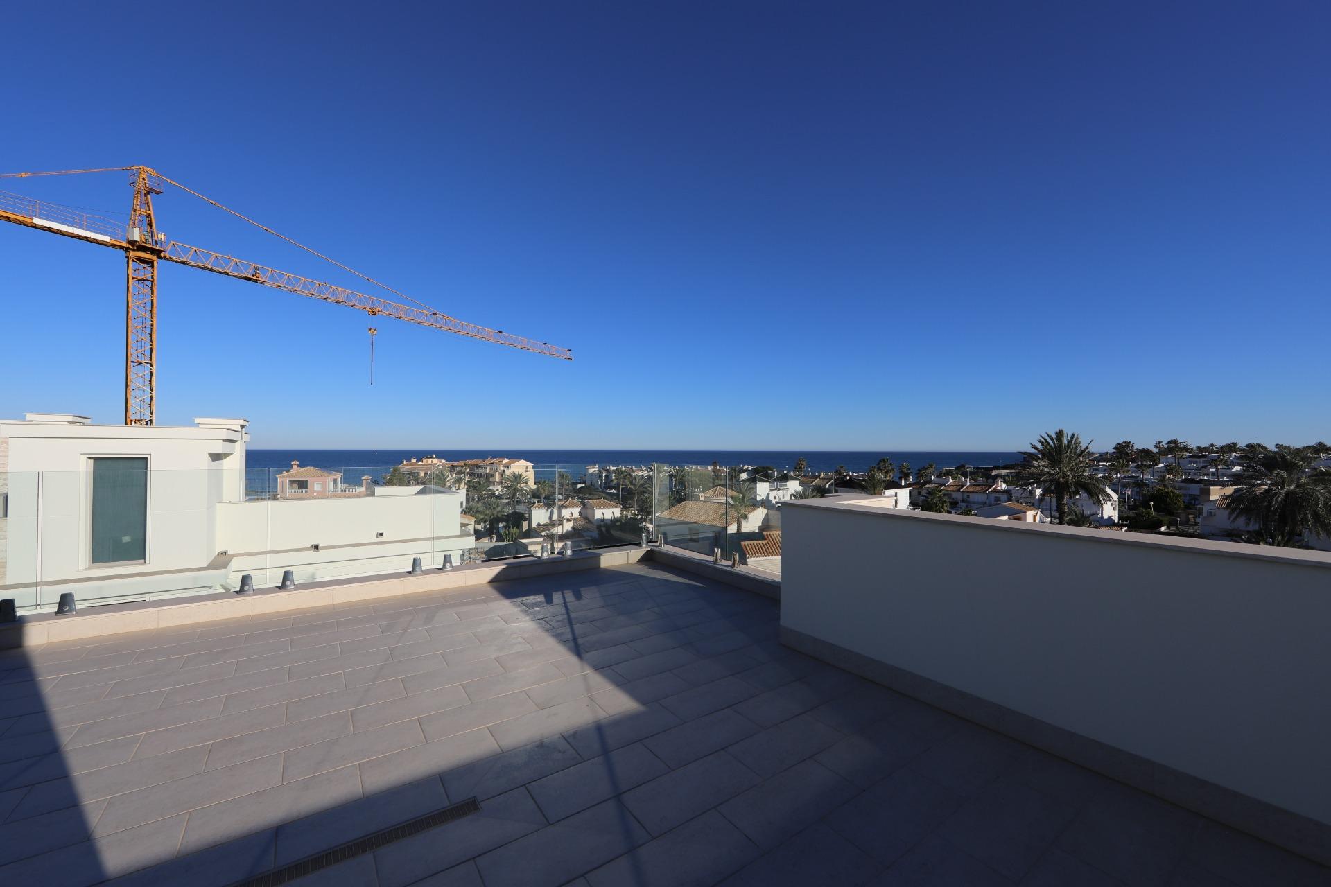 Villa de Lujo de 5 Dormitorios en, Orihuela Costa - Image 25