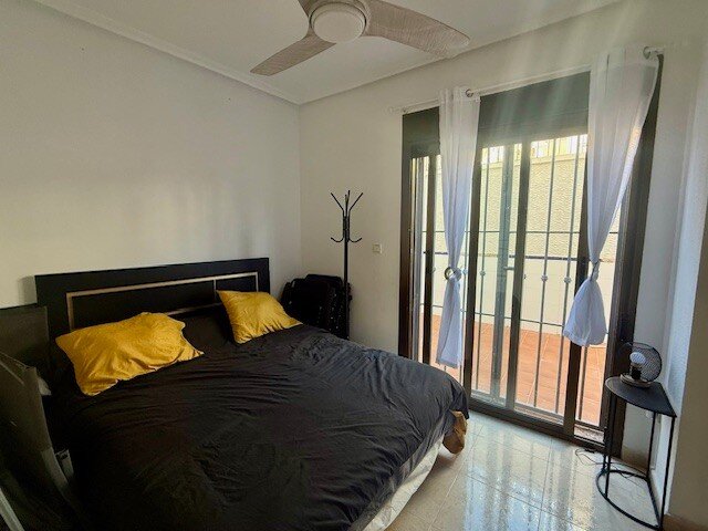 3-Bedroom House in Bellavista, San Miguel de Salinas - Image 13