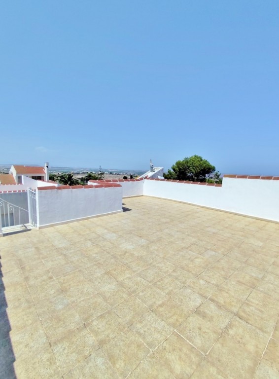 4-Bedroom Villa in Pueblo, San Miguel de Salinas - Image 47