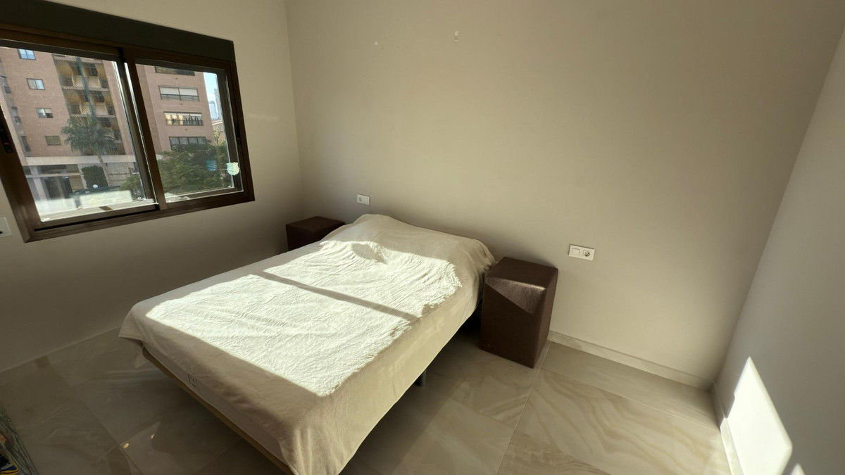 4-Bedroom Middle Floor Apartment in  Benidorm | Sunny Cas... - Image 15