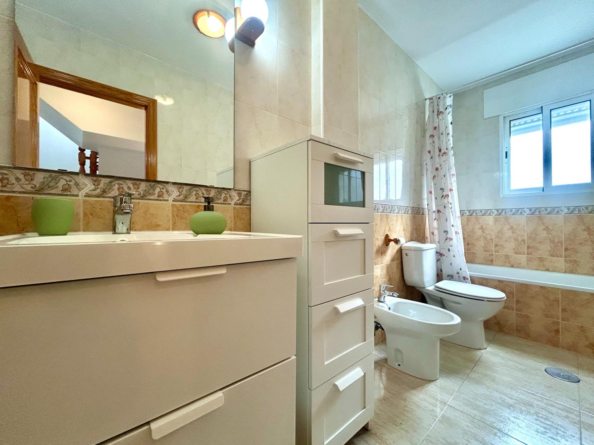 3-Bedroom Townhouse in Campoamor, Orihuela Costa | Sunny ... - Image 14