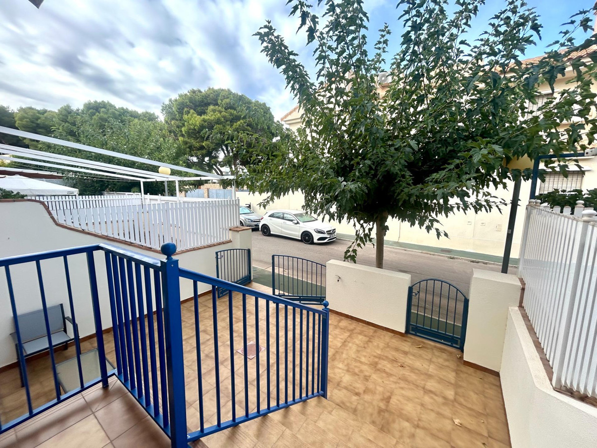 3-Bedroom Townhouse in Campoamor, Orihuela Costa | Sunny ... - Image 25