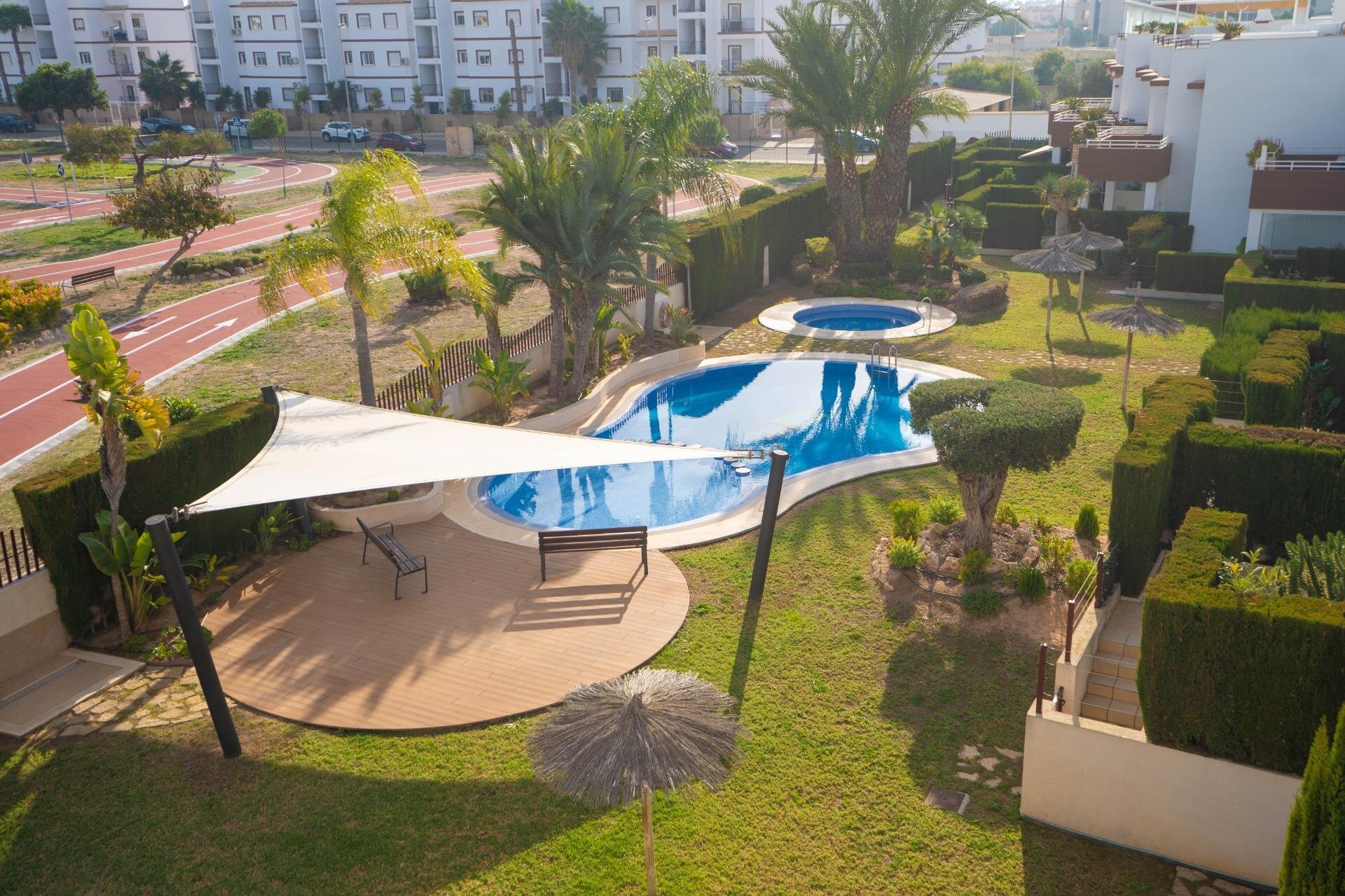 Mieszkanie z 2 Sypialniami w Rocio del Mar, Orihuela Costa - Image 24