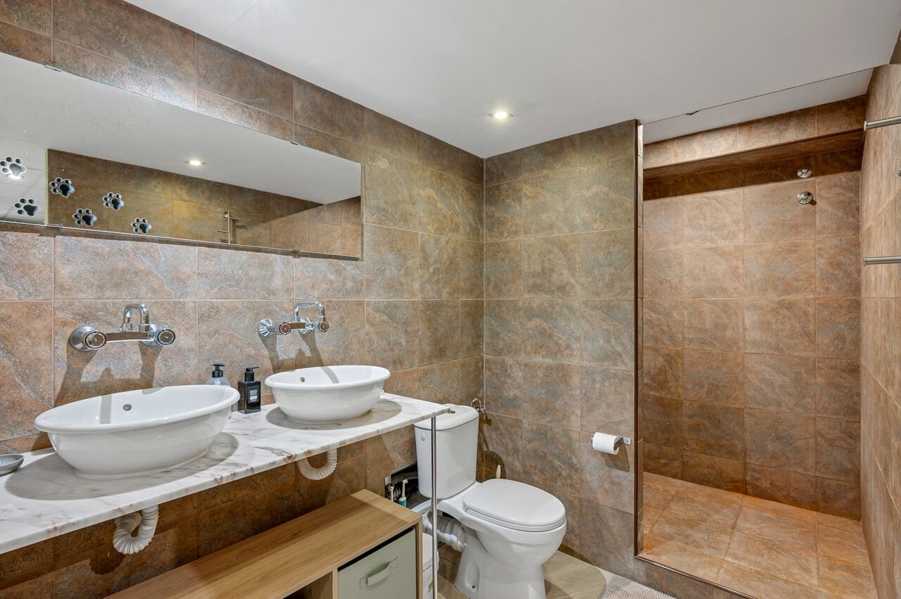 2-Bedroom House in Bellavista, San Miguel de Salinas - Image 13