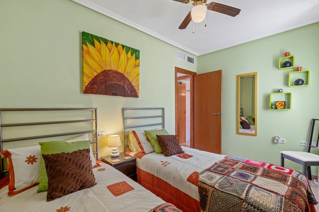 2-Bedroom House in Bellavista, San Miguel de Salinas - Image 30