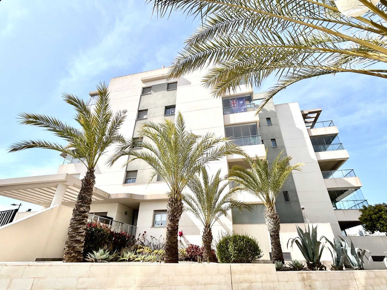 2-Bedroom Apartment in Lomas de Cabo Roig-los Dolses, Orihuela Costa - Image 1