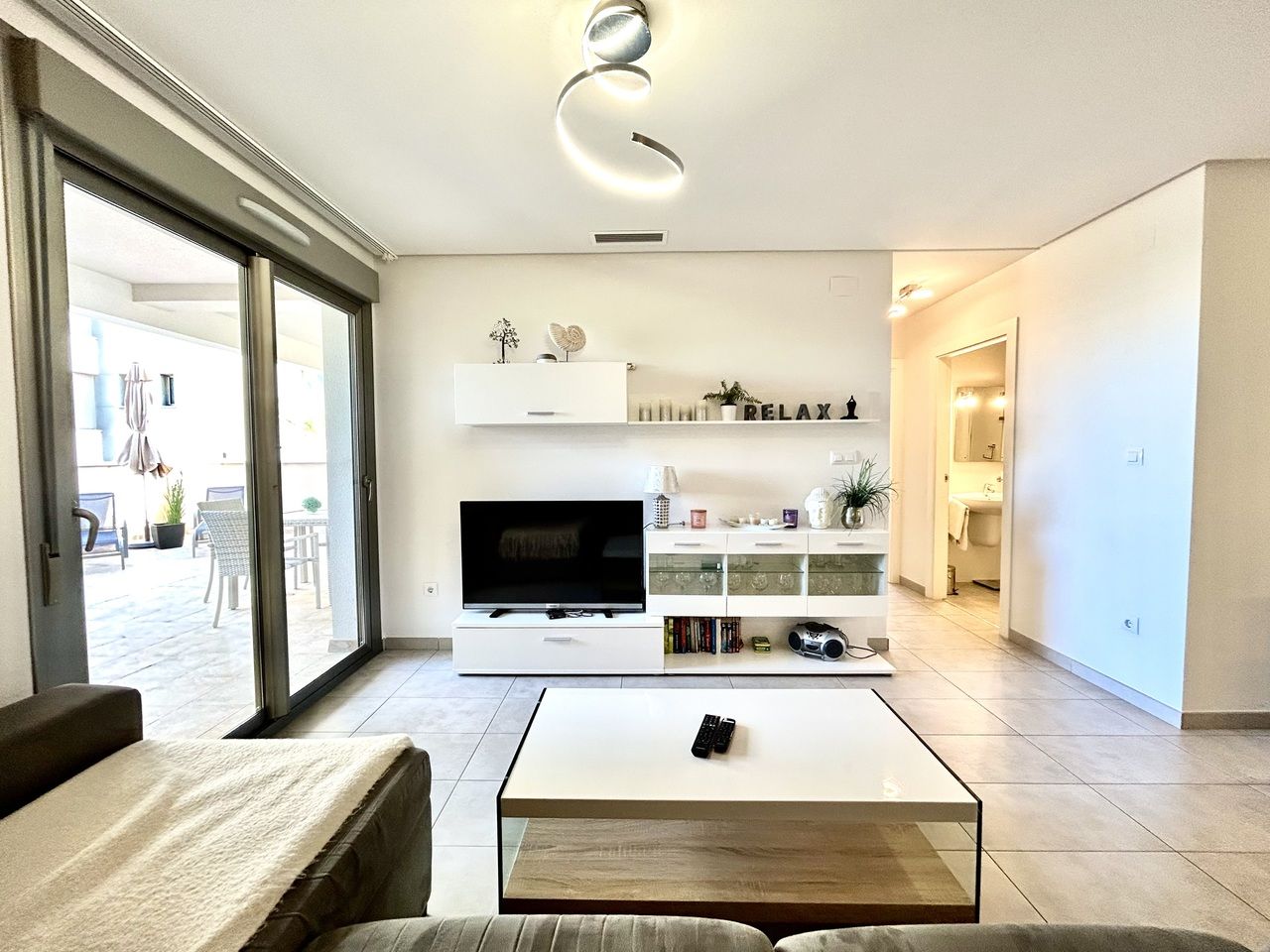 2-Bedroom Apartment in Lomas de Cabo Roig-los Dolses, Orihuela Costa - Image 5