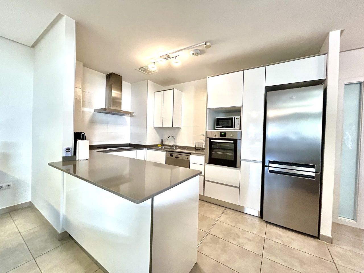 2-Bedroom Apartment in Lomas de Cabo Roig-los Dolses, Orihuela Costa - Image 7