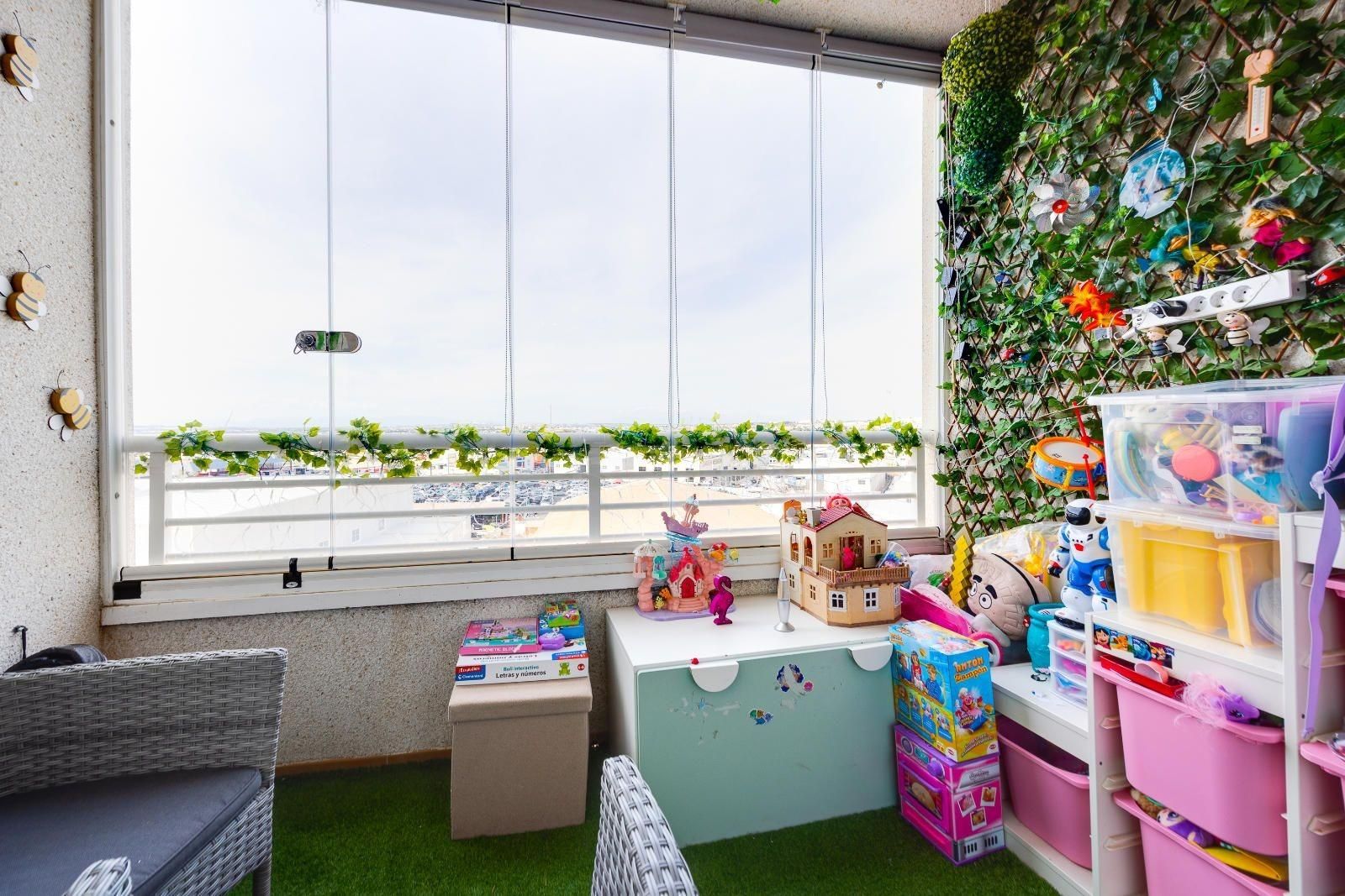 2-Bedroom Apartment in Torrevieja - Image 26