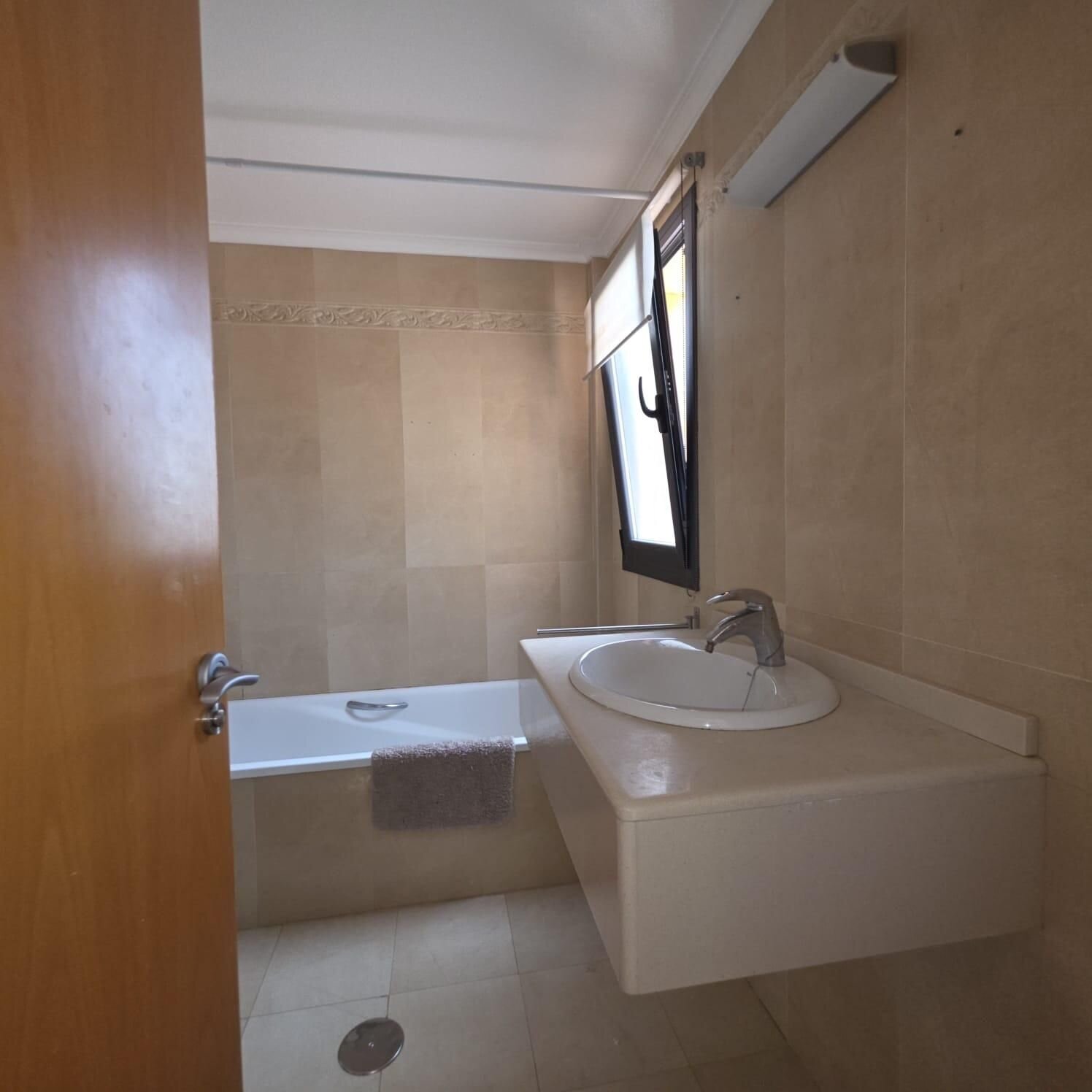 Casa de 4 Dormitorios en Las Filipinas, Orihuela Costa - Image 36