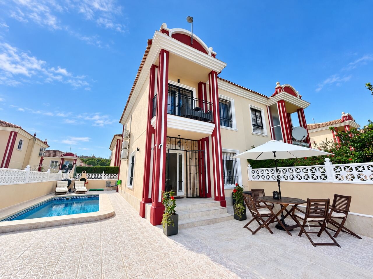 3-Bedroom House in Altos de Campoamor, Orihuela Costa - Image 1