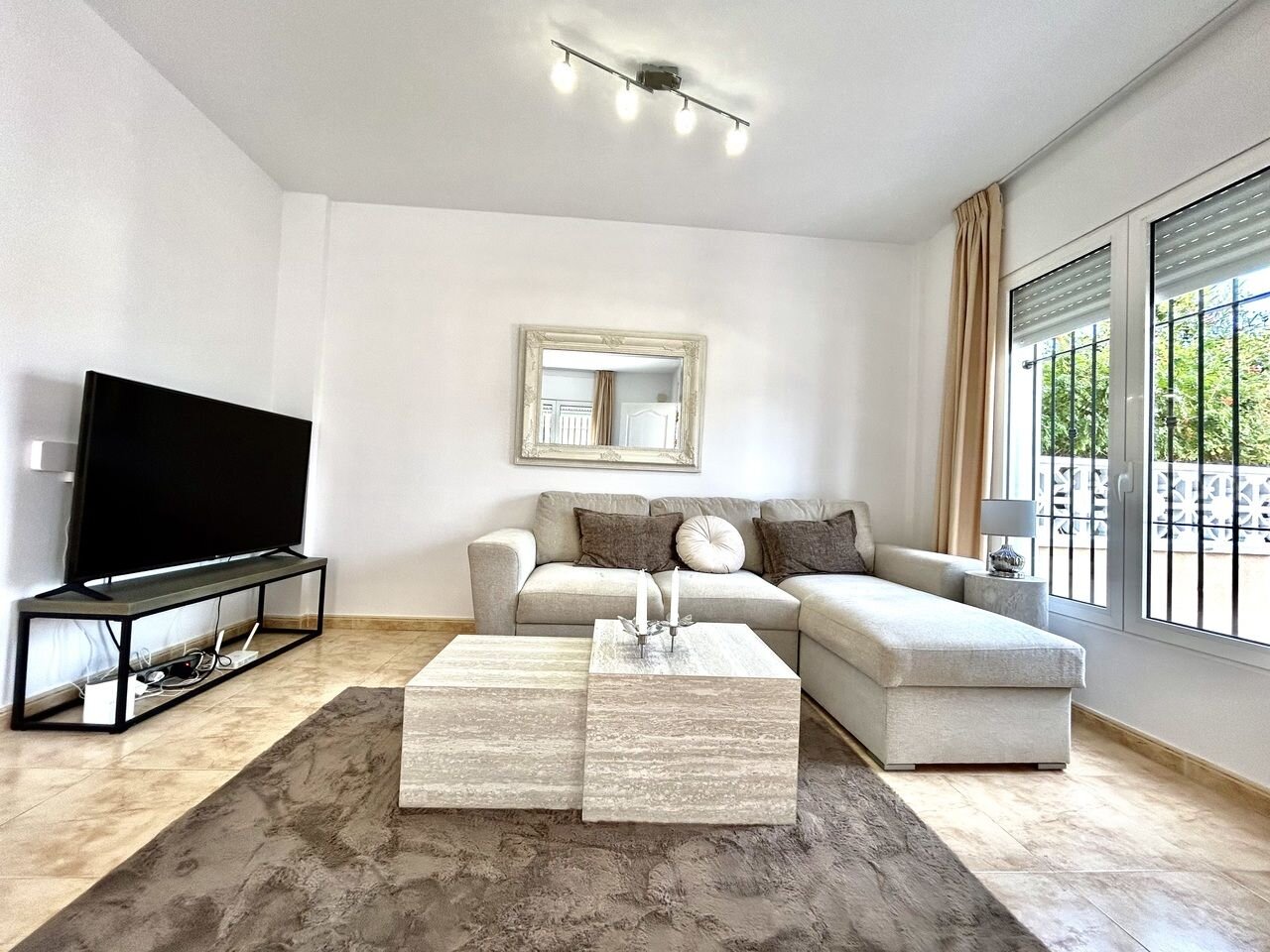 3-Bedroom House in Altos de Campoamor, Orihuela Costa - Image 3