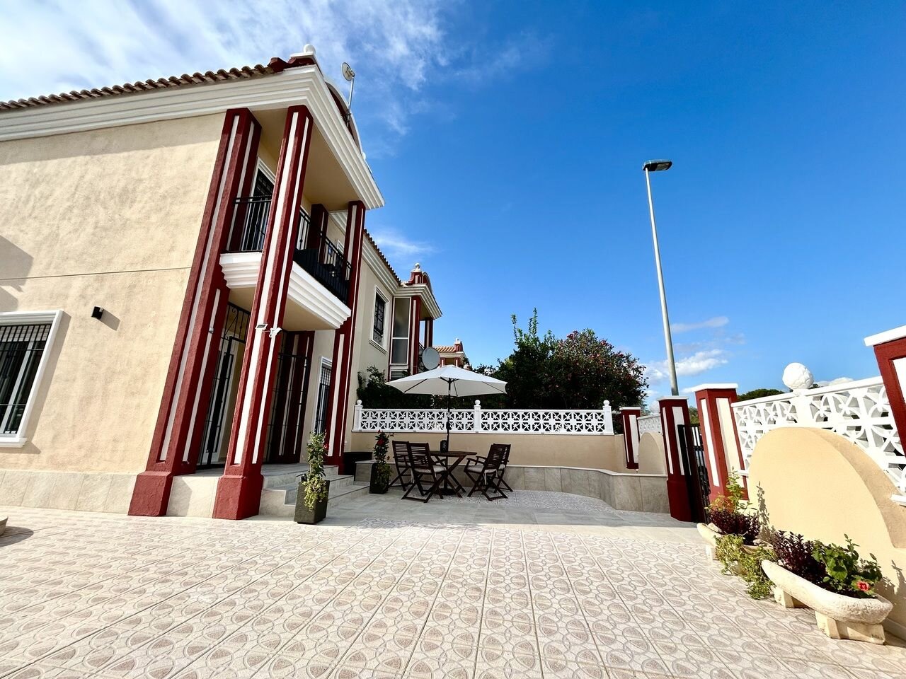 3-Bedroom House in Altos de Campoamor, Orihuela Costa - Image 40