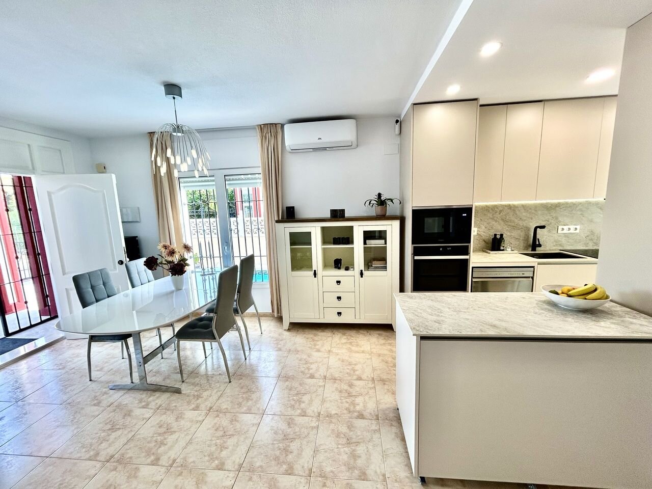 3-Bedroom House in Altos de Campoamor, Orihuela Costa - Image 7