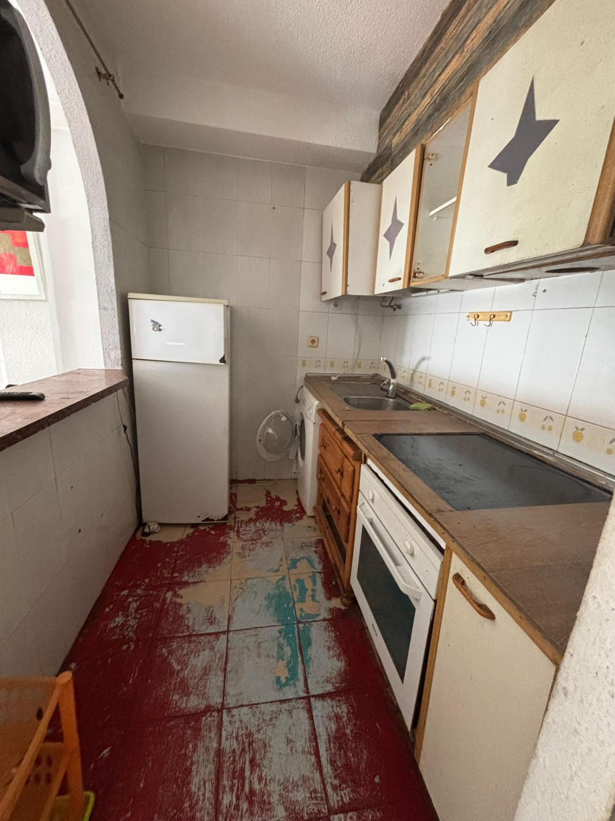 2-Bedroom Middle Floor Apartment in Torrevieja | Sunny C... - Image 6