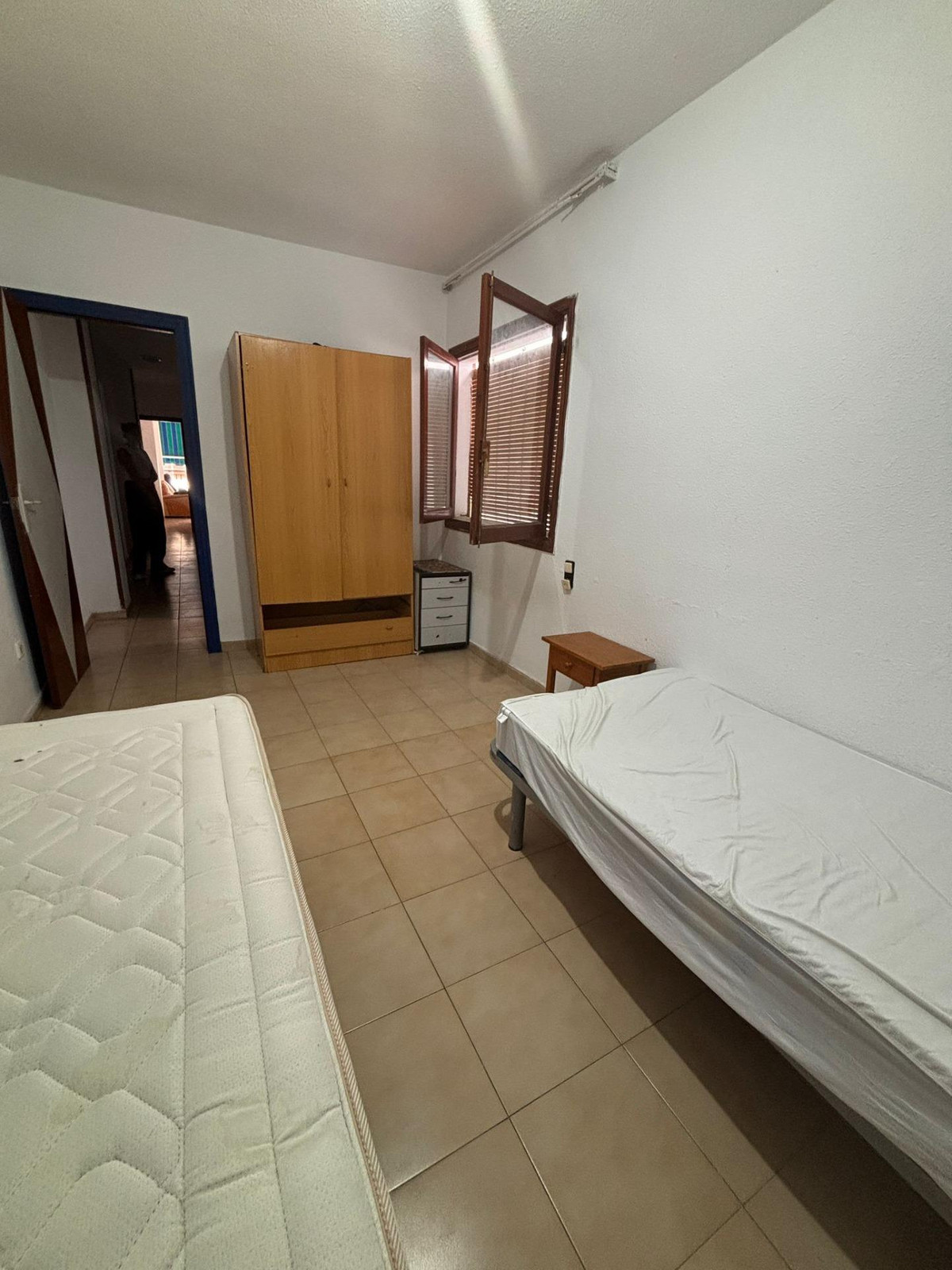 2-Bedroom Middle Floor Apartment in Torrevieja | Sunny C... - Image 9