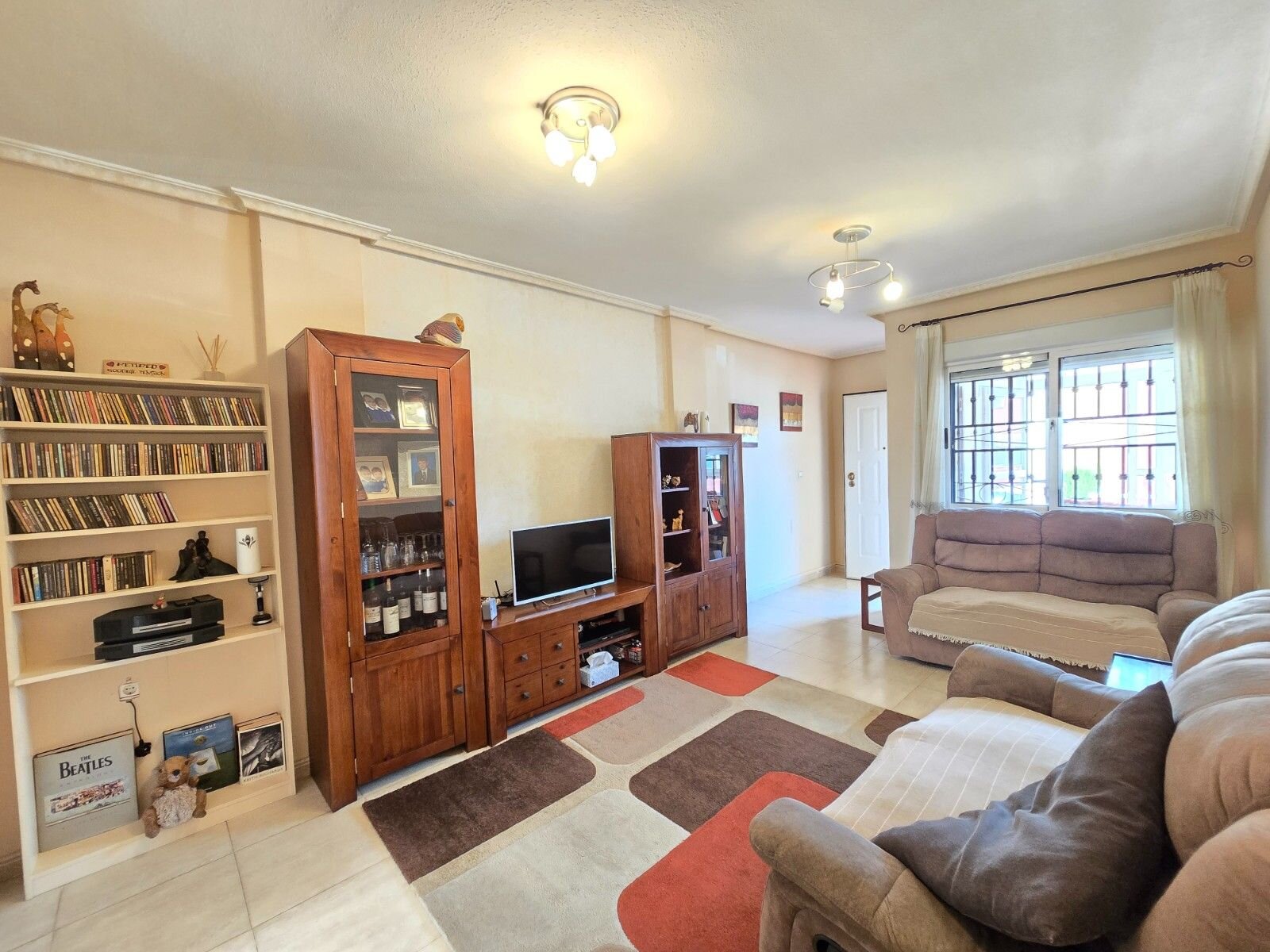 2-Bedroom Apartment in Los Altos, Orihuela Costa - Image 11