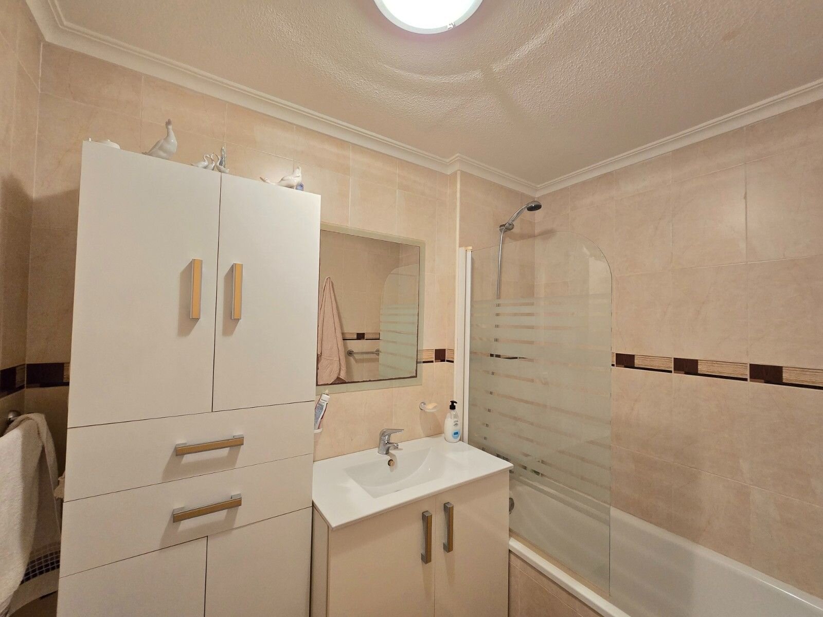 2-Bedroom Apartment in Los Altos, Orihuela Costa - Image 20