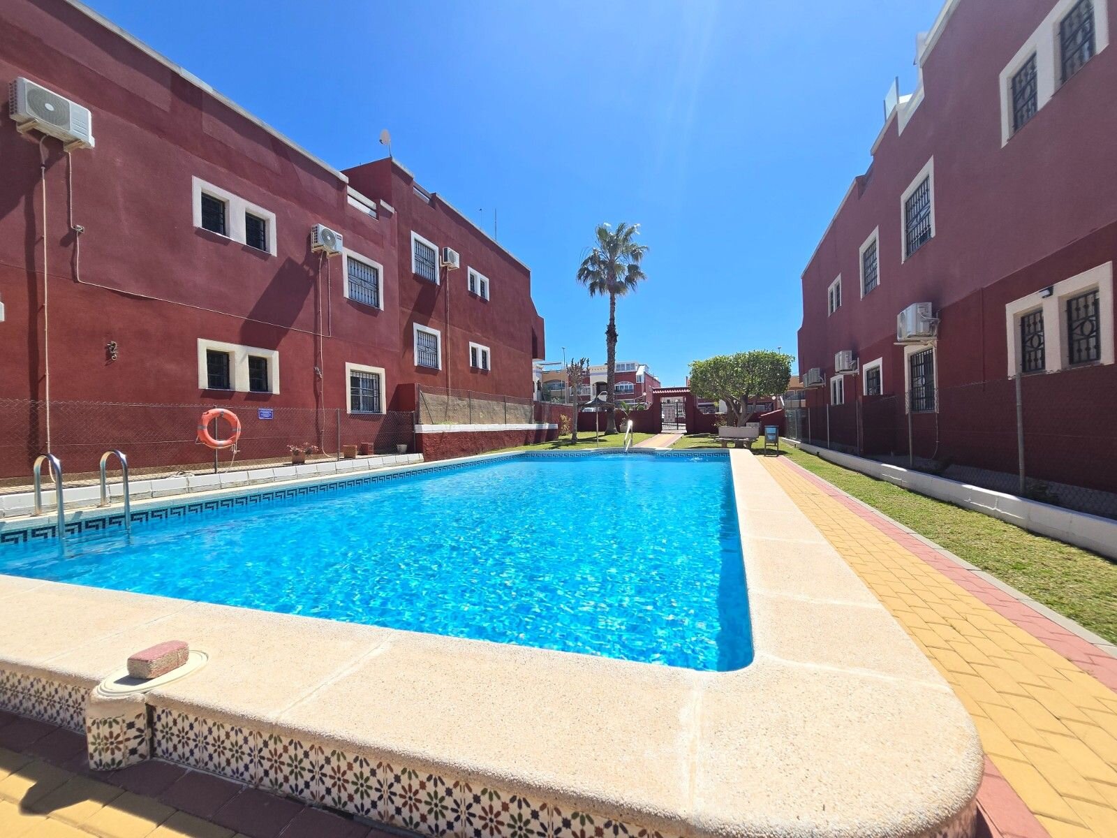 2-Bedroom Apartment in Los Altos, Orihuela Costa - Image 27