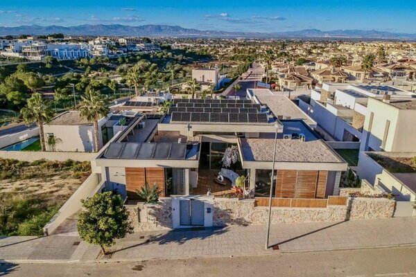 4-Bedroom Villa in Pueblo 4, Benijofar