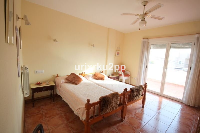 5-Zimmer Freistehende Villa in Aguas Nuevas, Torrevieja |... - Image 10