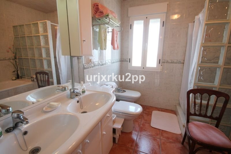 5-Zimmer Freistehende Villa in Aguas Nuevas, Torrevieja |... - Image 14