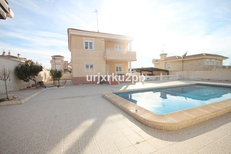 5-Zimmer Freistehende Villa in Aguas Nuevas, Torrevieja |... - Image 2