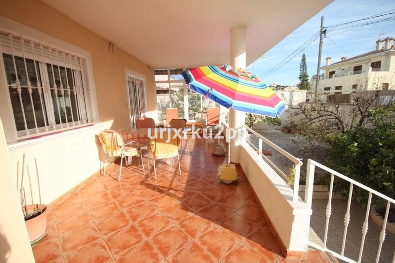 5-Zimmer Freistehende Villa in Aguas Nuevas, Torrevieja |... - Image 25